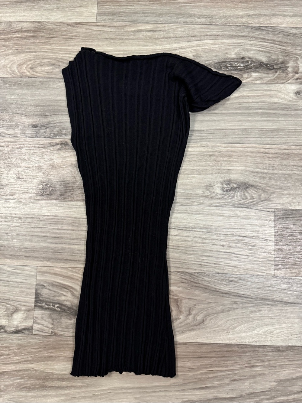 Modern Citizen Ribbed Knit Off the Shoulder Tank Top in Black Size Extra Small